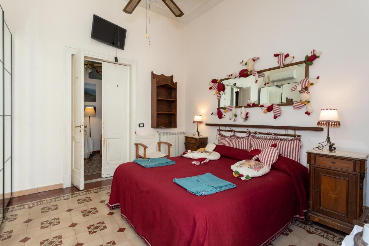 Zefiro Rooms คาตาเนีย ภายนอก รูปภาพ